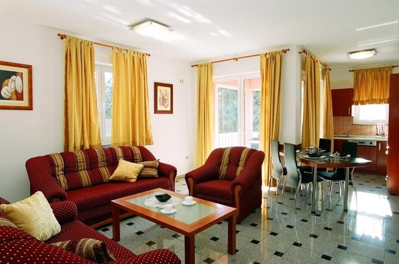 Apartments Sulekic Свети свети Филип и Яков Стая снимка