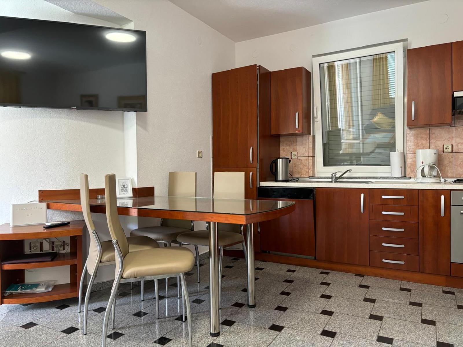 Apartments Sulekic Свети свети Филип и Яков Екстериор снимка