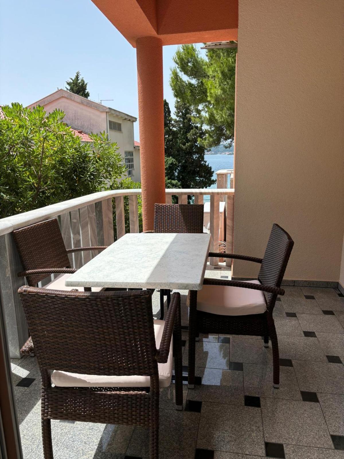 Apartments Sulekic Свети свети Филип и Яков Екстериор снимка