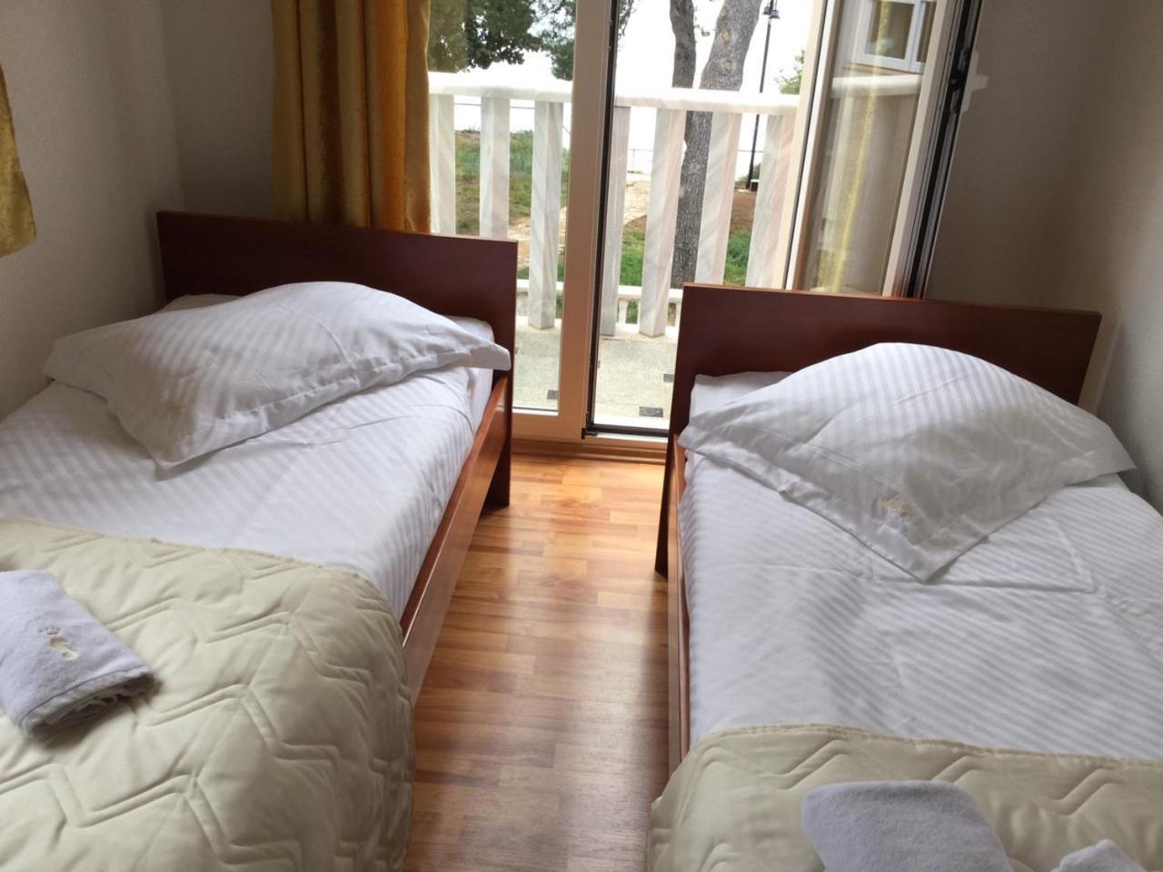 Apartments Sulekic Свети свети Филип и Яков Екстериор снимка