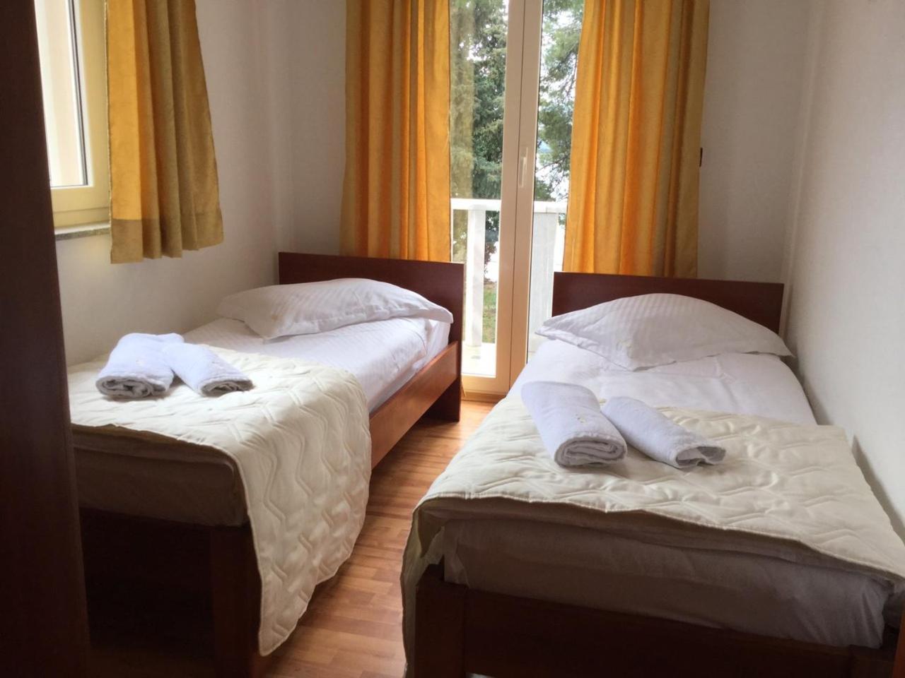 Apartments Sulekic Свети свети Филип и Яков Екстериор снимка
